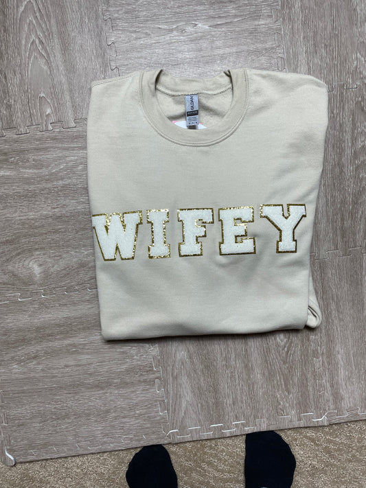 M- Wifey - Chenille Letter- Ready to ship!